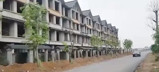 Thực hư “cơn sốt” đất trở lại tại loạt dự án cũ - Ảnh 1. Thực hư “cơn sốt” đất trở lại tại loạt dự án cũ - Ảnh 1.