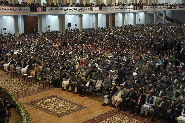 Afghanistan chấp thuận phóng thích 400 tù nhân Taliban để khởi động hòa đàm - Ảnh 1. Afghanistan chấp thuận phóng thích 400 tù nhân Taliban để khởi động hòa đàm - Ảnh 1.