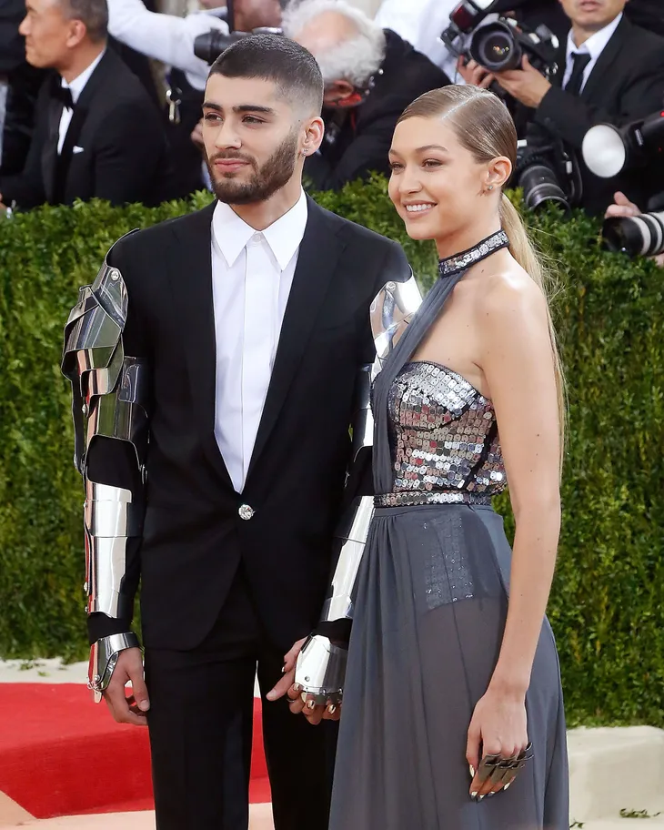 Gigi Hadid từ bỏ nhiều thú vui sau khi mang thai - Ảnh 2. Gigi Hadid từ bỏ nhiều thú vui sau khi mang thai - Ảnh 2.