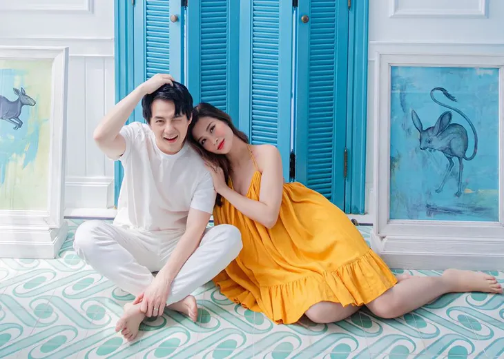 Đông Nhi khoe ảnh bụng bầu siêu dễ thương - Ảnh 5. Đông Nhi khoe ảnh bụng bầu siêu dễ thương - Ảnh 5.
