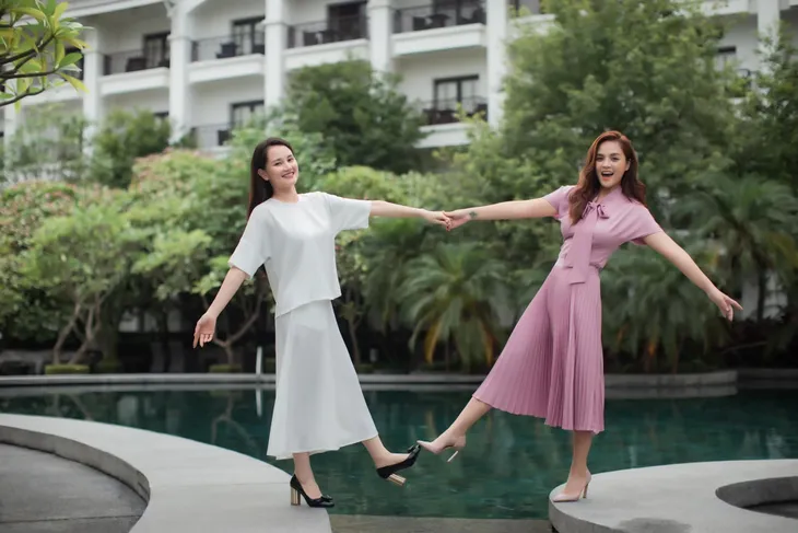 Thu Quỳnh dùng chiêu trò để diện thiết kế mới của BTV Huyền Châu - Ảnh 5.