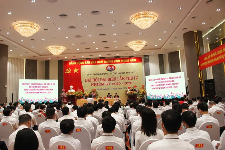 Đảng bộ TCT Công nghiệp Tàu thủy đoàn kết, đổi mới, vượt qua khó khăn, tái cơ cấu toàn diện - Ảnh 2. Đảng bộ TCT Công nghiệp Tàu thủy đoàn kết, đổi mới, vượt qua khó khăn, tái cơ cấu toàn diện - Ảnh 2.