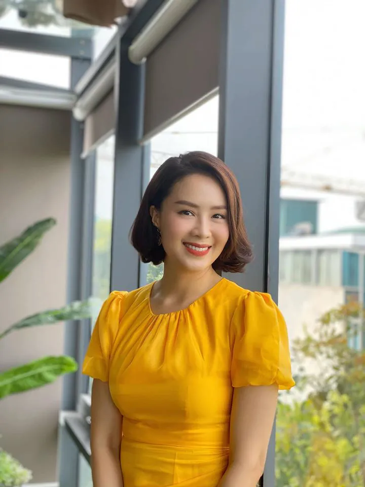 Nhìn lại loạt ảnh này của Hồng Diễm mới thấy cắt tóc ngắn là quyết định đúng đắn - Ảnh 13. Nhìn lại loạt ảnh này của Hồng Diễm mới thấy cắt tóc ngắn là quyết định đúng đắn - Ảnh 13.