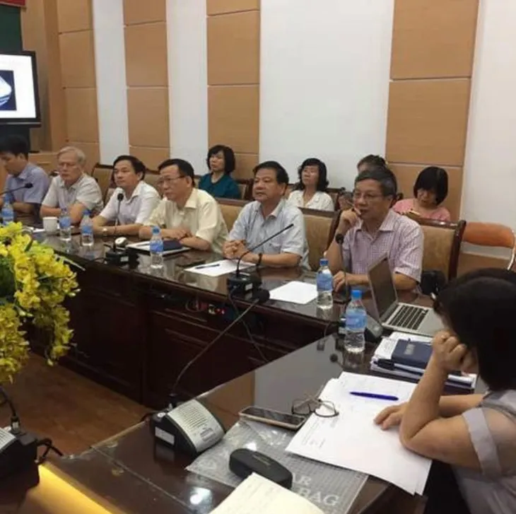 3 giáo sư đầu ngành làm chuyên gia tư vấn cho Bộ trưởng Bộ Y tế phòng chống COVID-19 - Ảnh 1. 3 giáo sư đầu ngành làm chuyên gia tư vấn cho Bộ trưởng Bộ Y tế phòng chống COVID-19 - Ảnh 1.