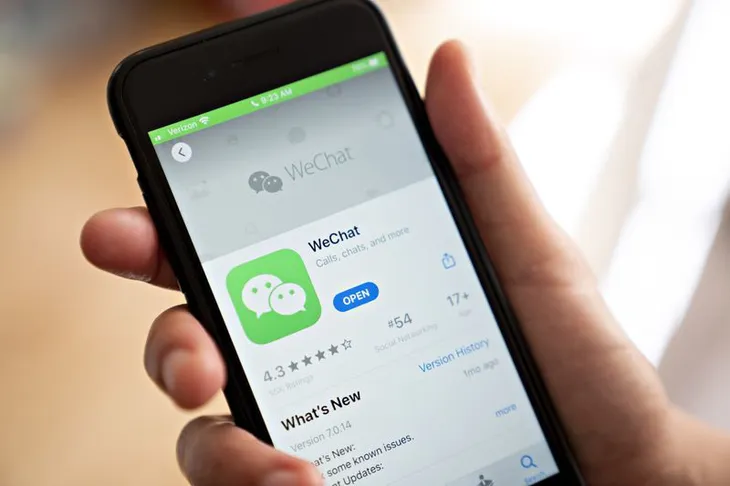Lệnh cấm WeChat đe dọa thị trường 44 tỷ USD của Apple - Ảnh 1. Lệnh cấm WeChat đe dọa thị trường 44 tỷ USD của Apple - Ảnh 1.