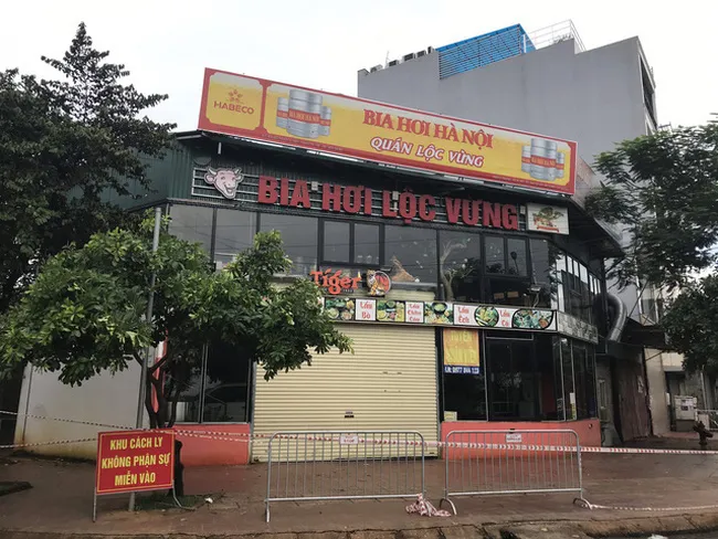Sau ca bệnh 867, các bệnh viện tuyệt đối không để người nghi mắc COVID-19 tự ý di chuyển - Ảnh 1. Sau ca bệnh 867, các bệnh viện tuyệt đối không để người nghi mắc COVID-19 tự ý di chuyển - Ảnh 1.