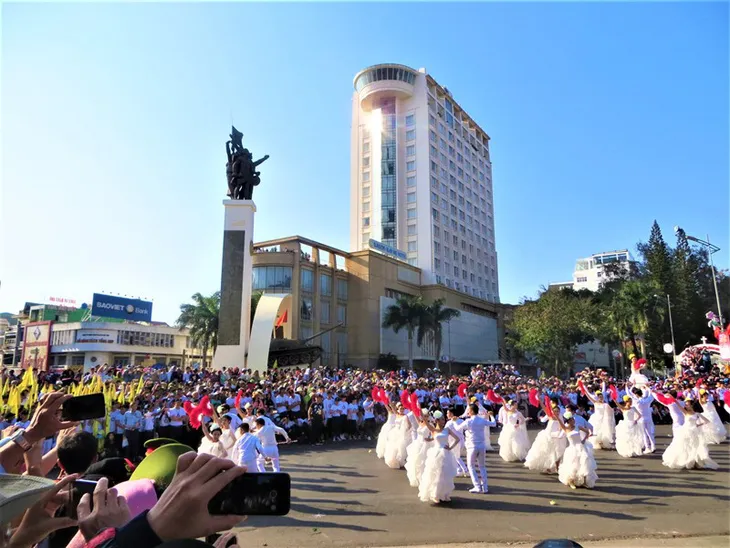 Đắk Lắk dừng tổ chức Lễ hội cà phê Buôn Ma Thuột năm 2021 - Ảnh 1. Đắk Lắk dừng tổ chức Lễ hội cà phê Buôn Ma Thuột năm 2021 - Ảnh 1.