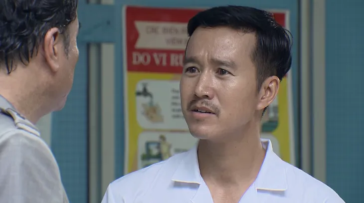Lựa chọn số phận - Tập 41: Ông Lộc dúi tiền cho bác sĩ để có chứng nhận tâm thần cho Đức - Ảnh 2. Lựa chọn số phận - Tập 41: Ông Lộc dúi tiền cho bác sĩ để có chứng nhận tâm thần cho Đức - Ảnh 2.