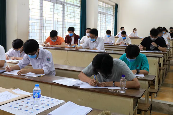 Đề kiểm tra tư duy của ĐH Bách Khoa Hà Nội dài 22 trang, làm trong 2 tiếng - Ảnh 2. Đề kiểm tra tư duy của ĐH Bách Khoa Hà Nội dài 22 trang, làm trong 2 tiếng - Ảnh 2.