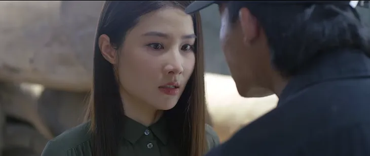 Tình yêu và tham vọng - Tập 46: Linh (Diễm My) dám đi gặp tên mặt sẹo để uy hiếp - Ảnh 1. Tình yêu và tham vọng - Tập 46: Linh (Diễm My) dám đi gặp tên mặt sẹo để uy hiếp - Ảnh 1.