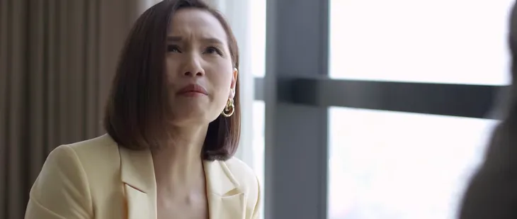 Tình yêu và tham vọng - Tập 46: Mặc Tuệ Lâm chảy máu, Minh vẫn chạy đến bên Linh - Ảnh 4.
