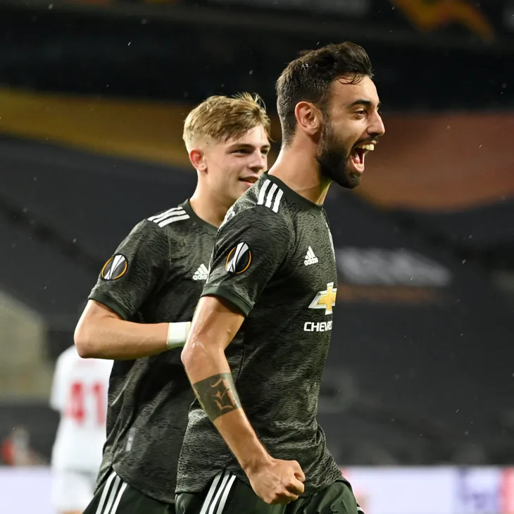 Thua ngược Sevilla, Man Utd lập kỷ lục buồn và trắng tay mùa thứ 3 liên tiếp - Ảnh 3. Thua ngược Sevilla, Man Utd lập kỷ lục buồn và trắng tay mùa thứ 3 liên tiếp - Ảnh 3.