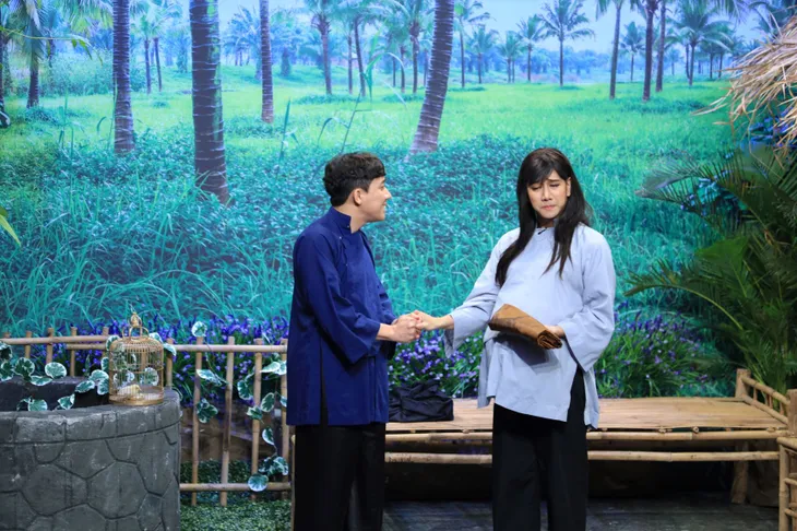 Ơn giời! Cậu đây rồi: Lou Hoàng làm vợ bầu xinh đẹp nhưng cực lầy của Trấn Thành - Ảnh 1. Ơn giời! Cậu đây rồi: Lou Hoàng làm vợ bầu xinh đẹp nhưng cực lầy của Trấn Thành - Ảnh 1.