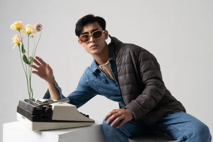Vì sao K-ICM vắng mặt trong phiên bản mới của ca khúc triệu view kết hợp Wren Evans? - Ảnh 1. Vì sao K-ICM vắng mặt trong phiên bản mới của ca khúc triệu view kết hợp Wren Evans? - Ảnh 1.