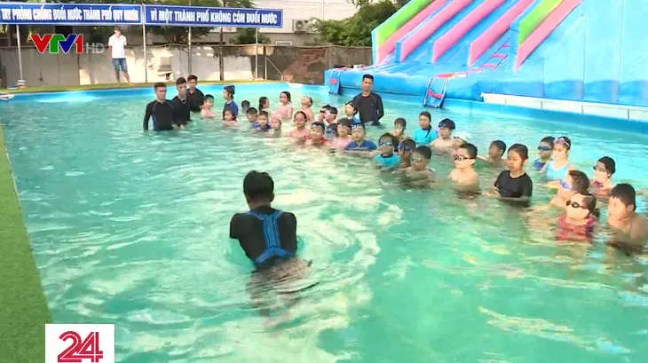 60% trẻ em vùng ven biển không có kỹ năng bơi lội - Ảnh 1. 60% trẻ em vùng ven biển không có kỹ năng bơi lội - Ảnh 1.