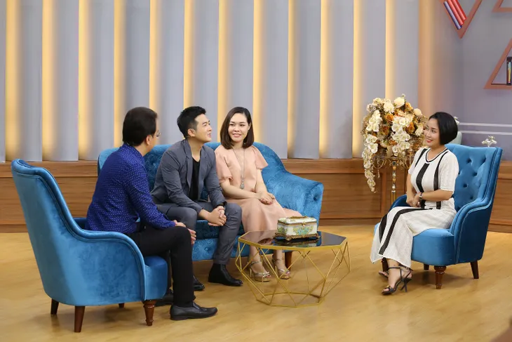 Vợ chồng ca sĩ Đinh Ứng Phi Trường suýt ly hôn vì sẩy thai, khó có con - Ảnh 1. Vợ chồng ca sĩ Đinh Ứng Phi Trường suýt ly hôn vì sẩy thai, khó có con - Ảnh 1.