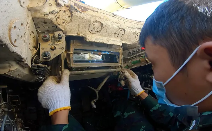 Ngắm chiến mã dũng mãnh T-72B3 của tuyển Xe tăng QĐND Việt Nam sắp xung trận - Ảnh 7. Ngắm chiến mã dũng mãnh T-72B3 của tuyển Xe tăng QĐND Việt Nam sắp xung trận - Ảnh 7.