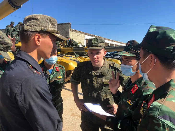 Ngắm chiến mã dũng mãnh T-72B3 của tuyển Xe tăng QĐND Việt Nam sắp xung trận - Ảnh 10. Ngắm chiến mã dũng mãnh T-72B3 của tuyển Xe tăng QĐND Việt Nam sắp xung trận - Ảnh 10.
