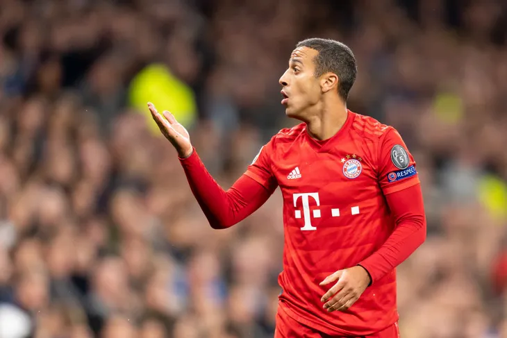 PSG định vượt mặt Liverpool để chiêu mộ Thiago từ Bayern Munich - Ảnh 1. PSG định vượt mặt Liverpool để chiêu mộ Thiago từ Bayern Munich - Ảnh 1.