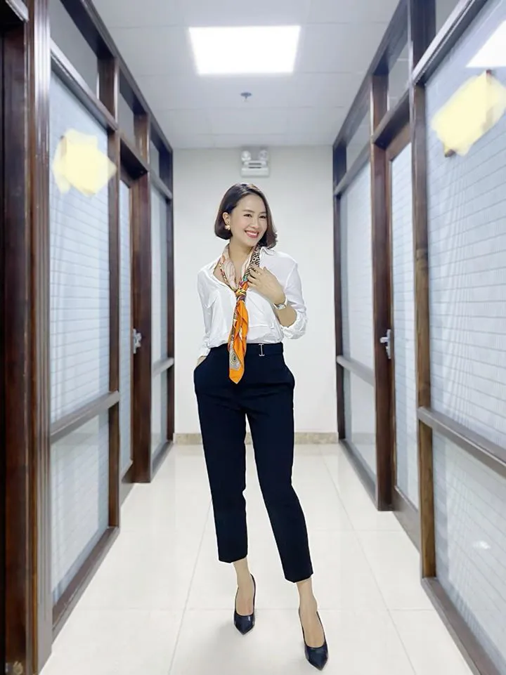 Chờ đợi mãi, cuối cùng Hồng Diễm và Hồng Đăng đã lộ ảnh bên nhau trong phim mới - Ảnh 3. Chờ đợi mãi, cuối cùng Hồng Diễm và Hồng Đăng đã lộ ảnh bên nhau trong phim mới - Ảnh 3.