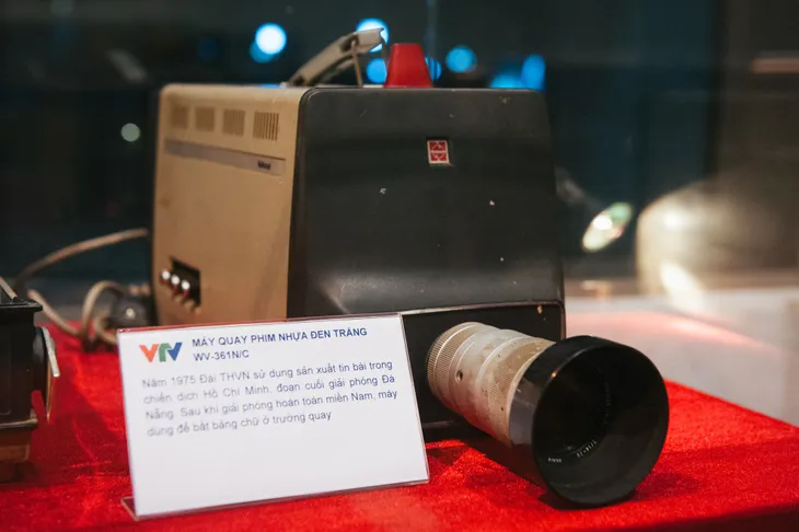 Những kỷ vật đồng hành cùng VTV từ những ngày đầu - Ảnh 5. Những kỷ vật đồng hành cùng VTV từ những ngày đầu - Ảnh 5.