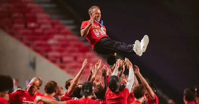 2019/2020 - Một mùa giải đáng nhớ của Bayern Munich - Ảnh 1. 2019/2020 - Một mùa giải đáng nhớ của Bayern Munich - Ảnh 1.