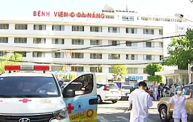1 tháng dịch COVID-19 bùng phát tại Đà Nẵng và bài học liên kết - Ảnh 1. 1 tháng dịch COVID-19 bùng phát tại Đà Nẵng và bài học liên kết - Ảnh 1.