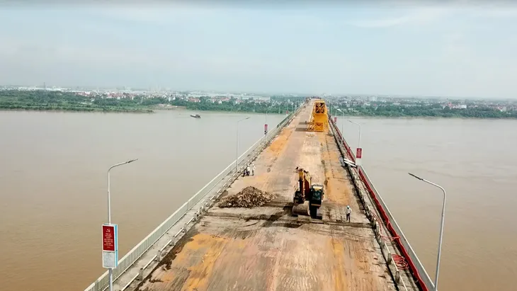 Đại công trường sửa cầu Thăng Long - Ảnh 1. Đại công trường sửa cầu Thăng Long - Ảnh 1.