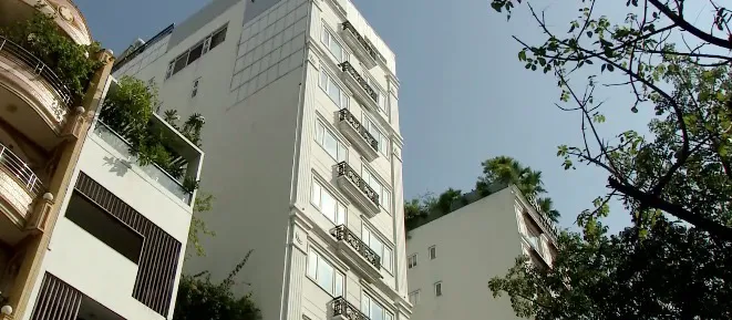 Nhiều quỹ đầu tư “săn” khách sạn mắc nợ ở Việt Nam - Ảnh 1. Nhiều quỹ đầu tư “săn” khách sạn mắc nợ ở Việt Nam - Ảnh 1.