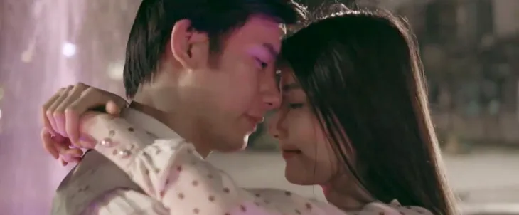 Hé lộ kết phim Tình yêu và tham vọng: Linh nguy kịch, Sơn bị gái lạ khóa môi? - Ảnh 2. Hé lộ kết phim Tình yêu và tham vọng: Linh nguy kịch, Sơn bị gái lạ khóa môi? - Ảnh 2.