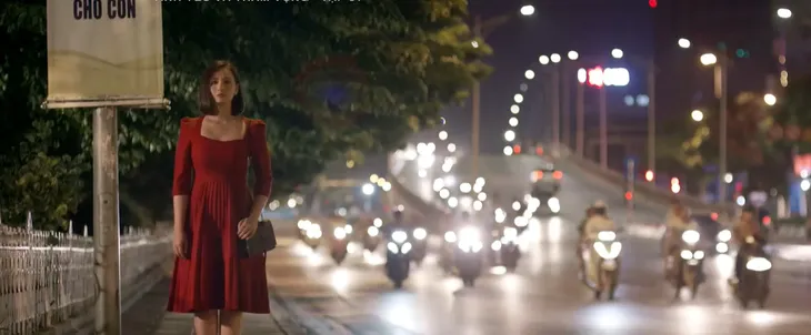 Hé lộ kết phim Tình yêu và tham vọng: Linh nguy kịch, Sơn bị gái lạ khóa môi? - Ảnh 8. Hé lộ kết phim Tình yêu và tham vọng: Linh nguy kịch, Sơn bị gái lạ khóa môi? - Ảnh 8.
