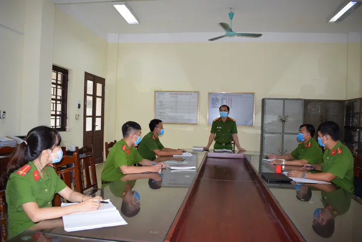 Hưng Yên: Bắt đối tượng làm giả giấy báo trúng tuyển THPT - Ảnh 1. Hưng Yên: Bắt đối tượng làm giả giấy báo trúng tuyển THPT - Ảnh 1.