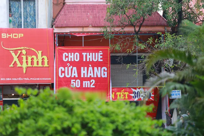 Vì đại dịch, lần đầu tiên chủ nhà phố cổ phải đàm phán giá với khách thuê - Ảnh 1. Vì đại dịch, lần đầu tiên chủ nhà phố cổ phải đàm phán giá với khách thuê - Ảnh 1.