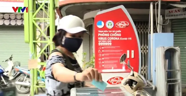 Đà Nẵng tiếp tục phát phiếu đi chợ trong 15 ngày - Ảnh 1. Đà Nẵng tiếp tục phát phiếu đi chợ trong 15 ngày - Ảnh 1.