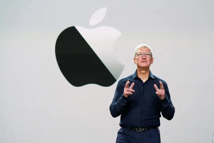 Tim Cook nhận hơn 278 triệu USD tiền thưởng từ Apple - Ảnh 3. Tim Cook nhận hơn 278 triệu USD tiền thưởng từ Apple - Ảnh 3.