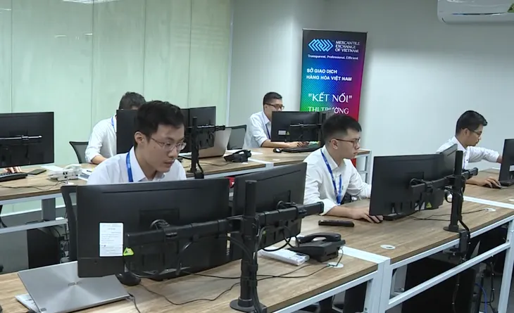 Sàn giao dịch hàng hóa: Cơ hội mới cho nhà đầu tư - Ảnh 1. Sàn giao dịch hàng hóa: Cơ hội mới cho nhà đầu tư - Ảnh 1.