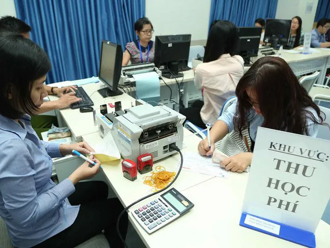 Xử nghiêm người đứng đầu để xảy ra lạm thu, cấm lợi dụng Ban đại diện thu các khoản ngoài quy định - Ảnh 1. Xử nghiêm người đứng đầu để xảy ra lạm thu, cấm lợi dụng Ban đại diện thu các khoản ngoài quy định - Ảnh 1.