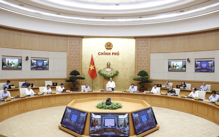 Thủ tướng giao Bộ GD-ĐT quyết định việc tổ chức thi tốt nghiệp THPT - Ảnh 1. Thủ tướng giao Bộ GD-ĐT quyết định việc tổ chức thi tốt nghiệp THPT - Ảnh 1.