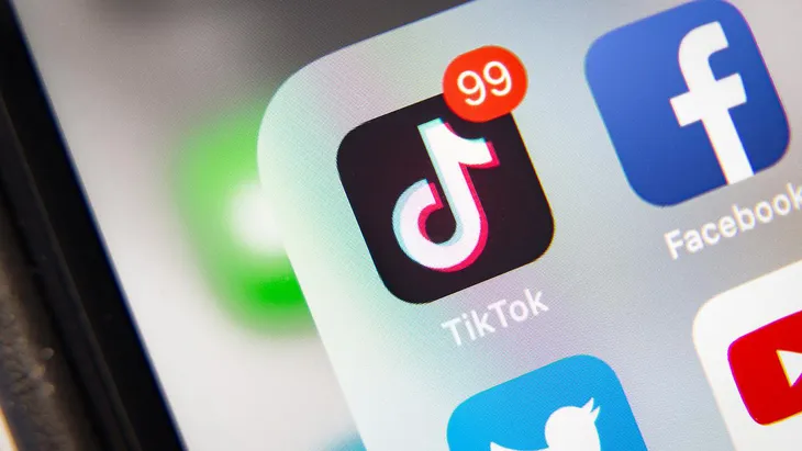 Vì sao TikTok bị dồn tới chân tường rồi lại được mở đường sống  tại Mỹ? - Ảnh 1.