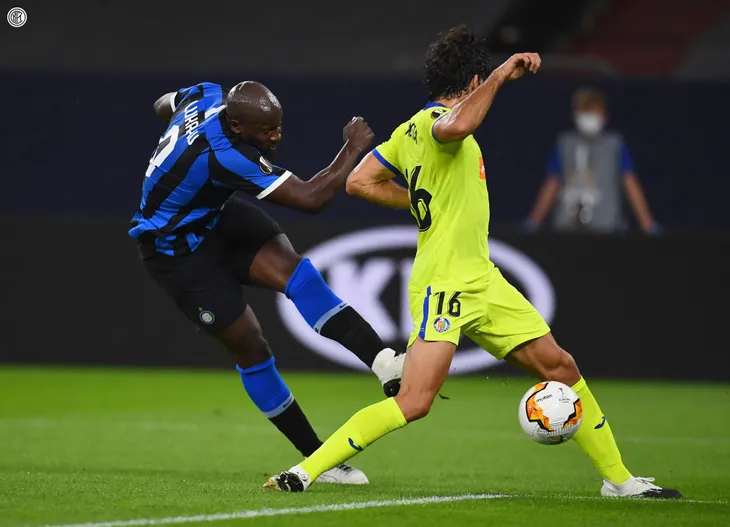Inter Milan 2-0 Getafe: Lukaku tiếp tục phong độ ấn tượng (Vòng 1/8 UEFA Europa League) - Ảnh 2. Inter Milan 2-0 Getafe: Lukaku tiếp tục phong độ ấn tượng (Vòng 1/8 UEFA Europa League) - Ảnh 2.