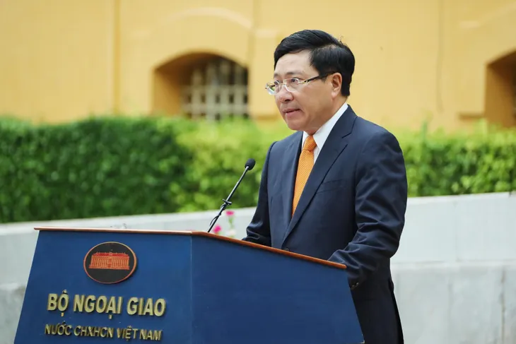 Thượng cờ kỷ niệm 53 năm thành lập ASEAN - Ảnh 2.