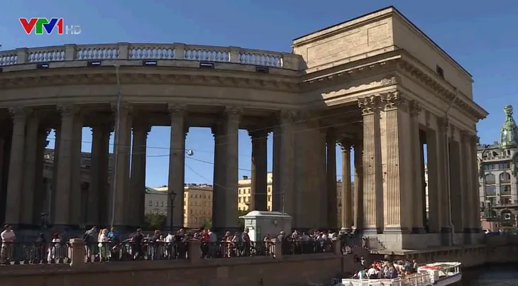 Mùa du lịch khác thường tại Saint Petersburg, Nga - Ảnh 2. Mùa du lịch khác thường tại Saint Petersburg, Nga - Ảnh 2.