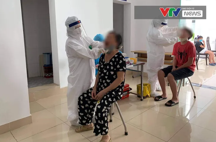 Người ở Hà Nội về từ Đà Nẵng từ ngày 15/7 cần xét nghiệm COVID-19 ngay - Ảnh 2. Người ở Hà Nội về từ Đà Nẵng từ ngày 15/7 cần xét nghiệm COVID-19 ngay - Ảnh 2.