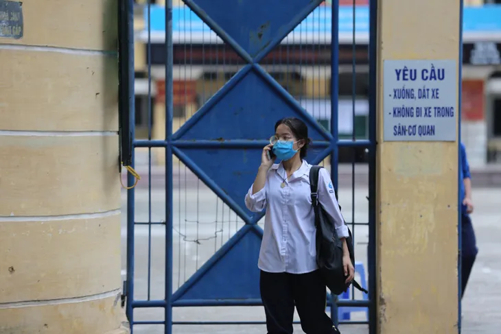 Đề thi Toán tốt nghiệp THPT 2020 đợt 1 có 4-5 câu khó - Ảnh 17. Đề thi Toán tốt nghiệp THPT 2020 đợt 1 có 4-5 câu khó - Ảnh 17.