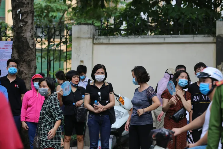Đề thi Toán tốt nghiệp THPT 2020 đợt 1 có 4-5 câu khó - Ảnh 3. Đề thi Toán tốt nghiệp THPT 2020 đợt 1 có 4-5 câu khó - Ảnh 3.