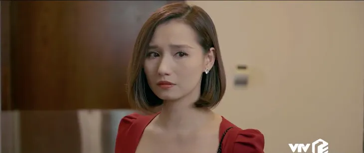 Tình yêu và tham vọng - Tập 52: Nuốt nước mắt vào trong, Tuệ Lâm ra đi không một lời từ biệt Minh - Ảnh 8. Tình yêu và tham vọng - Tập 52: Nuốt nước mắt vào trong, Tuệ Lâm ra đi không một lời từ biệt Minh - Ảnh 8.