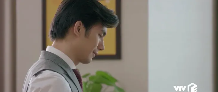 Tình yêu và tham vọng - Tập 52: Nuốt nước mắt vào trong, Tuệ Lâm ra đi không một lời từ biệt Minh - Ảnh 9. Tình yêu và tham vọng - Tập 52: Nuốt nước mắt vào trong, Tuệ Lâm ra đi không một lời từ biệt Minh - Ảnh 9.