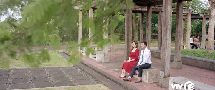 Tình yêu và tham vọng - Tập 52: Nuốt nước mắt vào trong, Tuệ Lâm ra đi không một lời từ biệt Minh - Ảnh 10. Tình yêu và tham vọng - Tập 52: Nuốt nước mắt vào trong, Tuệ Lâm ra đi không một lời từ biệt Minh - Ảnh 10.