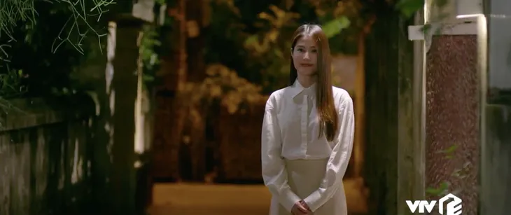 Tình yêu và tham vọng - Tập 52: Nuốt nước mắt vào trong, Tuệ Lâm ra đi không một lời từ biệt Minh - Ảnh 30. Tình yêu và tham vọng - Tập 52: Nuốt nước mắt vào trong, Tuệ Lâm ra đi không một lời từ biệt Minh - Ảnh 30.