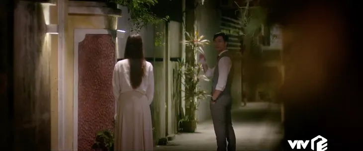 Tình yêu và tham vọng - Tập 52: Nuốt nước mắt vào trong, Tuệ Lâm ra đi không một lời từ biệt Minh - Ảnh 31. Tình yêu và tham vọng - Tập 52: Nuốt nước mắt vào trong, Tuệ Lâm ra đi không một lời từ biệt Minh - Ảnh 31.